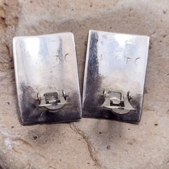 Thomas Tommy Singer Native Sterling Silver Gold Clip On Earrings Signed - Picture 2 of 12